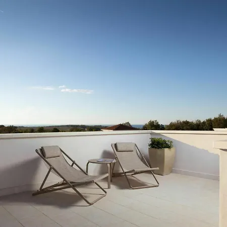 4-Bed Villa With Pool In Vabriga Βίλα Tar-Vabriga