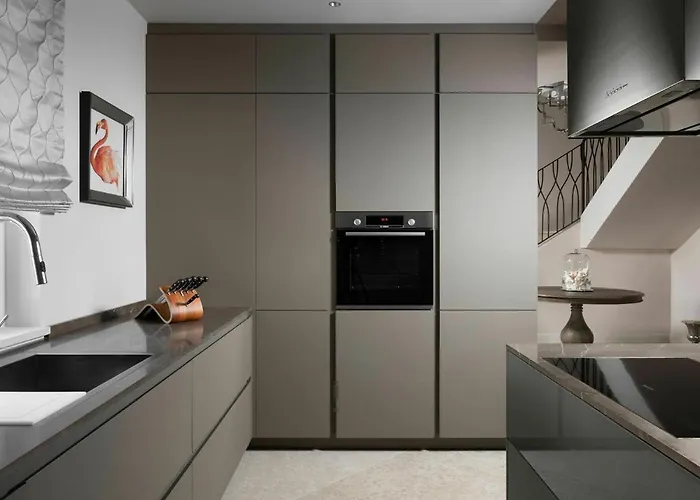 4-Bed Villa With Pool In Vabriga 빌라