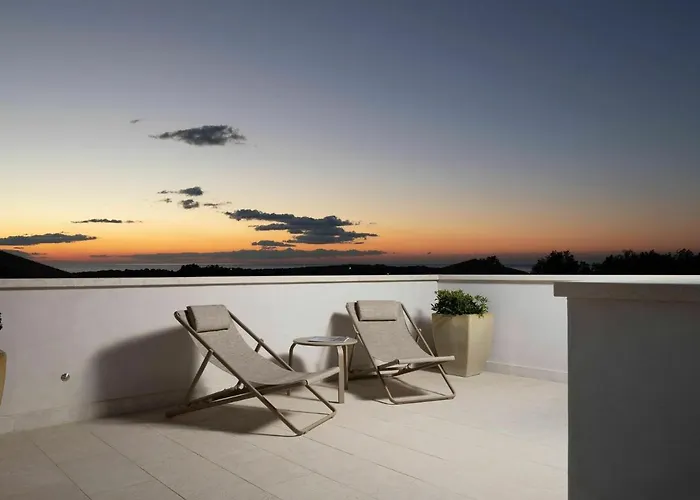 4-Bed Villa With Pool In Vabriga 빌라 Tar-Vabriga